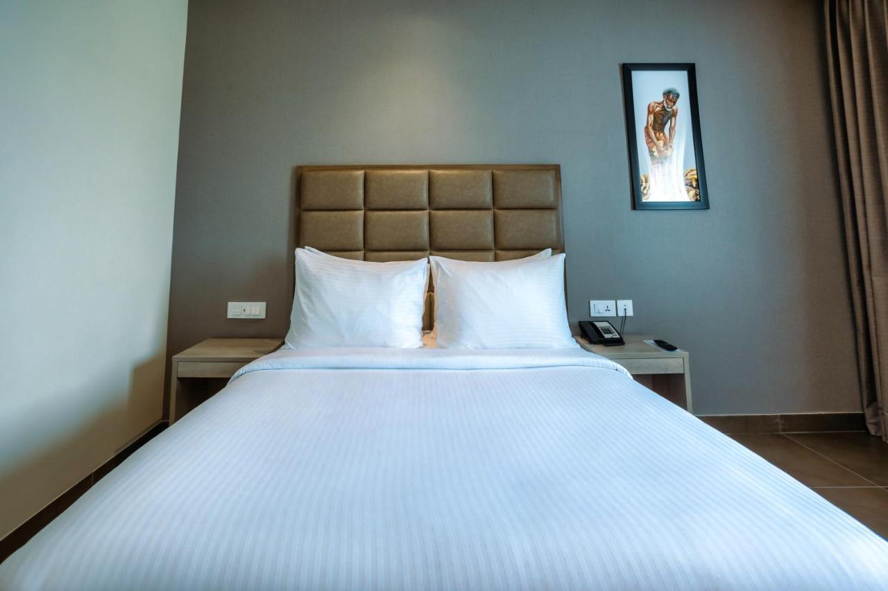 Amika Hotel,Madurai - Near Airport Exterior foto